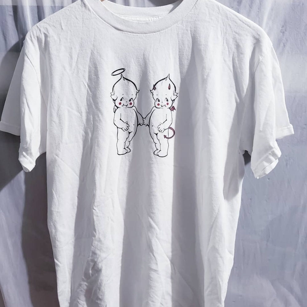 Flaw of devil and angel top RESERVED